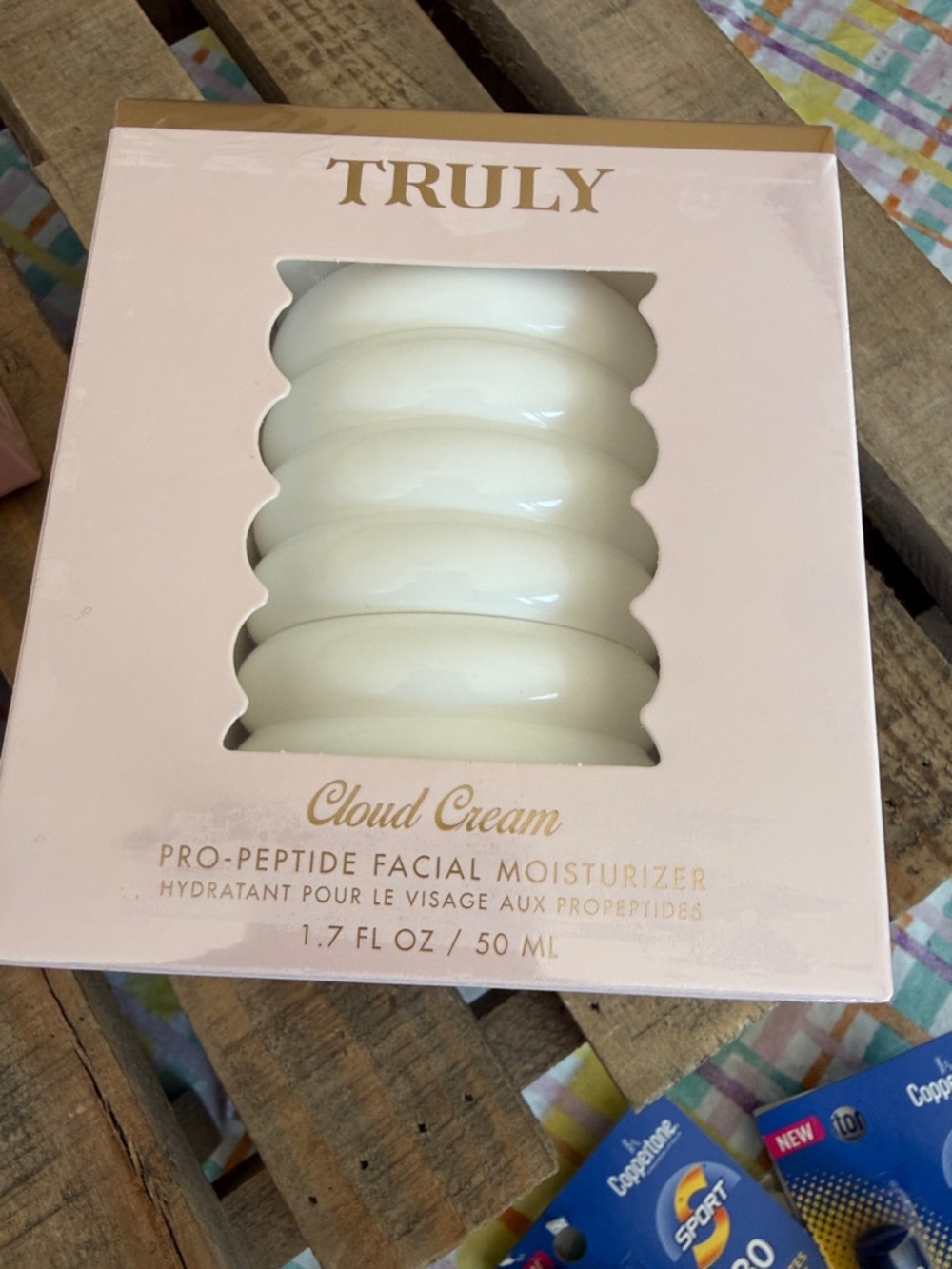 TRULY Pink and White Skincare Set New - Picture 5 of 5